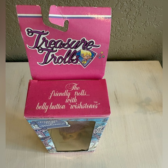 Vintage 1990’s Treasure Trolls. Purple haired troll with blue jewel. - Picture 6 of 9